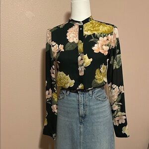 H&M Dark Green Floral Blouse with Yellow and‎ Pink Accents